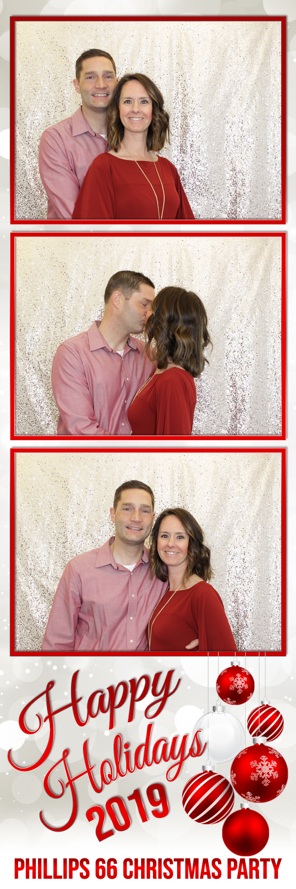 Phillips 66 Christmas Party | View more photos from the event at gallery.photoboothbillings.com/u/PhotoBoothBillings/Phillips-66-Christmas-Party